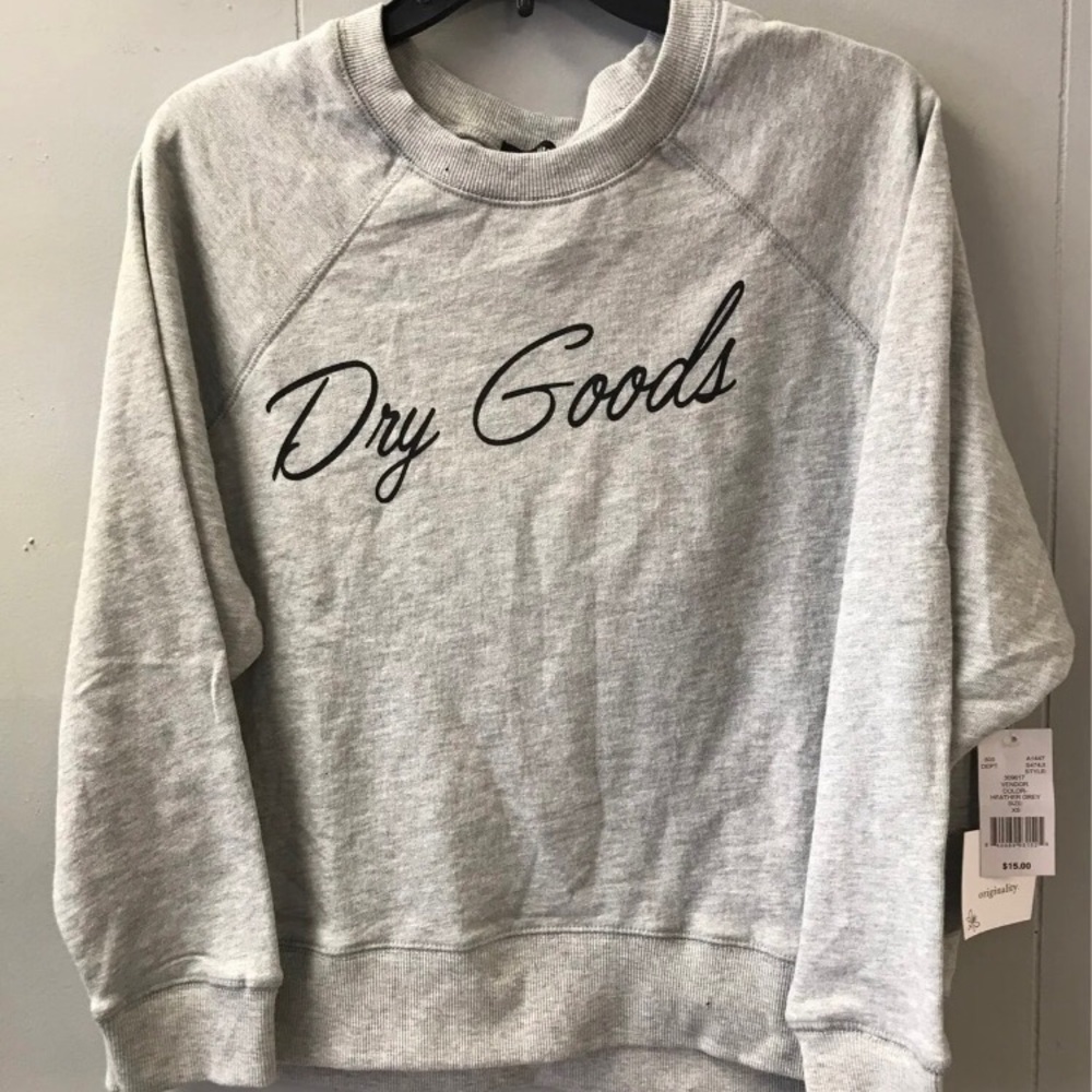 Women sweatshirt size XS new condition
